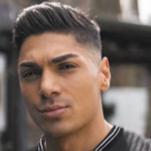 Meet your Posher, Alejandro